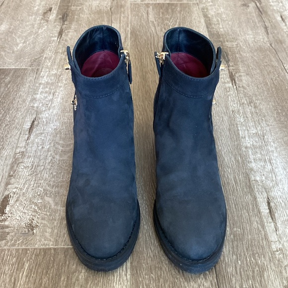 Chanel boots - Picture 11 of 15